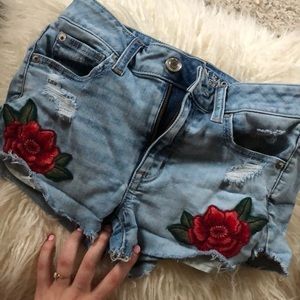 🌹Rose🌹Embroidered High Waisted Shorts